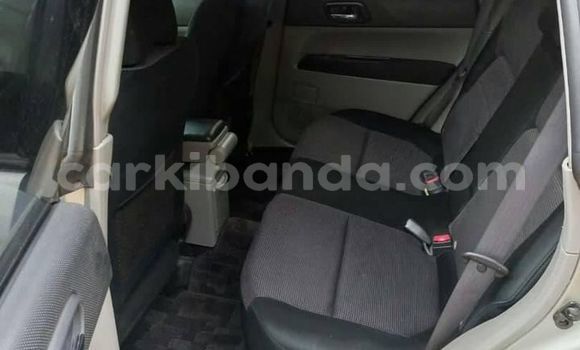 Nunua Ilio tumika Subaru Forester Fedha Gari ndani ya Kampala nchini Uganda Nunua Ilio tumika Subaru Forester Fedha Gari ndani ya Kampala nchini Uganda