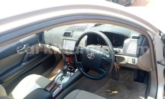 Nunua Ilio tumika Toyota Mark X Fedha Gari ndani ya Kampala nchini Uganda Nunua Ilio tumika Toyota Mark X Fedha Gari ndani ya Kampala nchini Uganda
