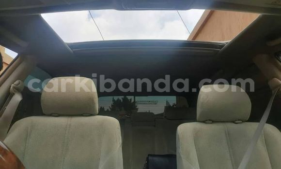 Nunua Ilio tumika Toyota Harrier Nyeupe Gari ndani ya Kampala nchini Uganda Nunua Ilio tumika Toyota Harrier Nyeupe Gari ndani ya Kampala nchini Uganda