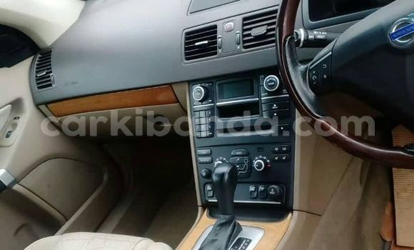 Nunua Ilio tumika Volvo XC90 Nyeusi Gari ndani ya Kampala nchini Uganda Nunua Ilio tumika Volvo XC90 Nyeusi Gari ndani ya Kampala nchini Uganda