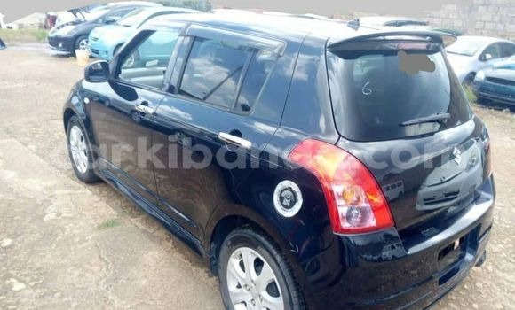 Nunua Ilio tumika Suzuki Swift Fedha Gari ndani ya Kampala nchini Uganda Nunua Ilio tumika Suzuki Swift Fedha Gari ndani ya Kampala nchini Uganda