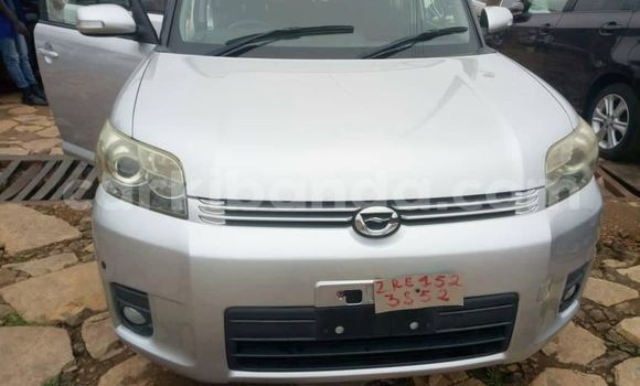 Nunua Ilio tumika Toyota Corolla Rumion Fedha Gari ndani ya Kampala nchini Uganda Nunua Ilio tumika Toyota Corolla Rumion Fedha Gari ndani ya Kampala nchini Uganda