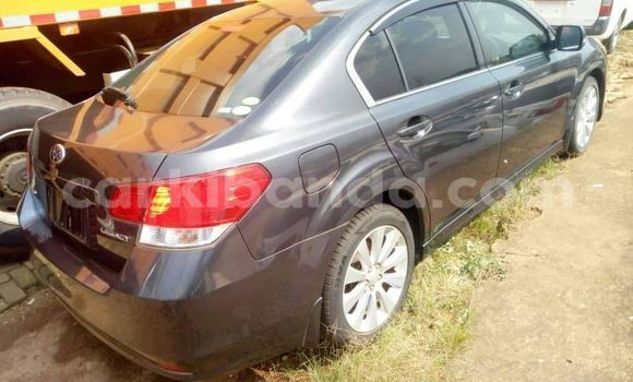 Nunua Ilio tumika Subaru Legacy Nyingine Gari ndani ya Kampala nchini Uganda Nunua Ilio tumika Subaru Legacy Nyingine Gari ndani ya Kampala nchini Uganda