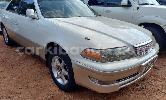 Gura Yakoze Toyota Mark II Beige Imodoka i Kampala mu Uganda Gura Yakoze Toyota Mark II Beige Imodoka i Kampala mu Uganda