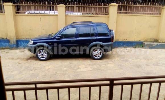 Buy Used Land Rover Defender Blue Car in Kampala in Uganda Buy Used Land Rover Defender Blue Car in Kampala in Uganda