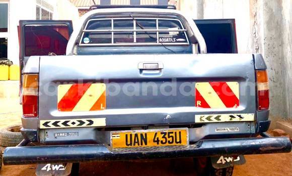 Buy Used Toyota Hilux Blue Car in Kampala in Uganda Buy Used Toyota Hilux Blue Car in Kampala in Uganda