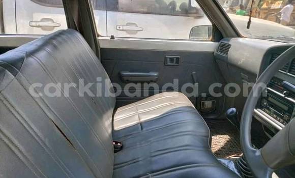 Buy Used Toyota Hilux White Car in Kampala in Uganda Buy Used Toyota Hilux White Car in Kampala in Uganda