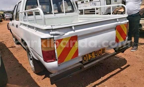 Buy Used Toyota Hilux White Car in Kampala in Uganda Buy Used Toyota Hilux White Car in Kampala in Uganda