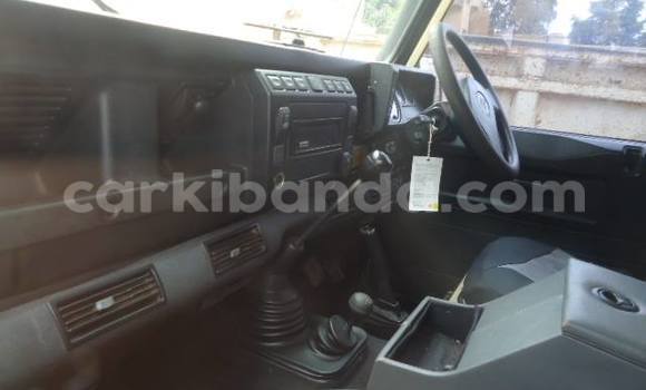 Gura Yakoze Land Rover Defender Other Imodoka i Arua mu Uganda Gura Yakoze Land Rover Defender Other Imodoka i Arua mu Uganda