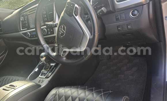 Buy Used Toyota Kluger Silver Car in Kampala in Uganda Buy Used Toyota Kluger Silver Car in Kampala in Uganda