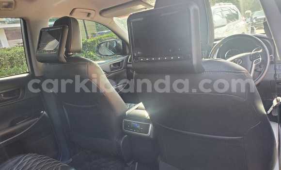 Buy Used Toyota Kluger Silver Car in Kampala in Uganda Buy Used Toyota Kluger Silver Car in Kampala in Uganda