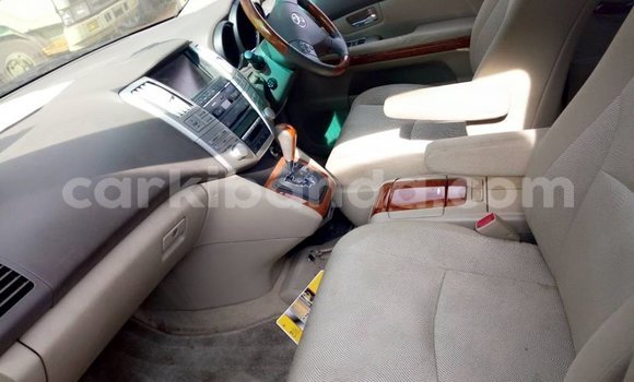 Buy Used Toyota Harrier White Car in Kampala in Uganda Buy Used Toyota Harrier White Car in Kampala in Uganda