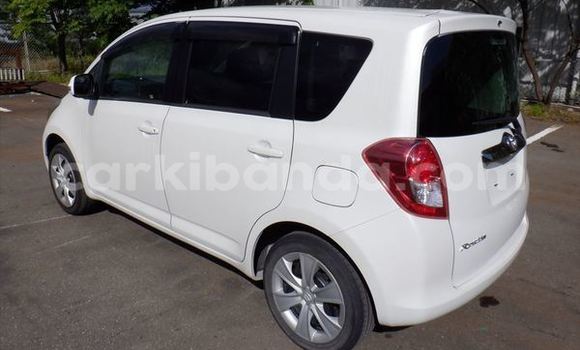 Buy Used Toyota Ractis White Car in Kampala in Uganda Buy Used Toyota Ractis White Car in Kampala in Uganda