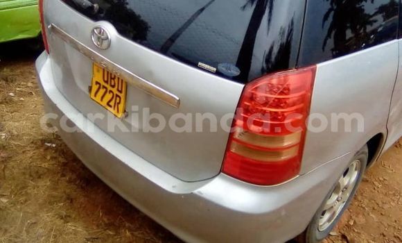Nunua Ilio tumika Toyota Wish Fedha Gari ndani ya Mbarara nchini Uganda Nunua Ilio tumika Toyota Wish Fedha Gari ndani ya Mbarara nchini Uganda