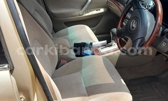 Nunua Ilio tumika Toyota Premio Brown Gari ndani ya Kampala nchini Uganda Nunua Ilio tumika Toyota Premio Brown Gari ndani ya Kampala nchini Uganda