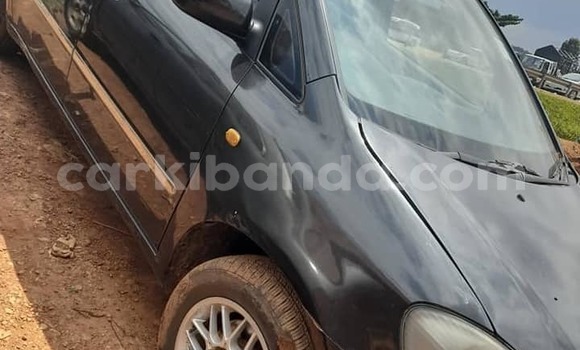 Nunua Ilio tumika Toyota Ipsum Nyeusi Gari ndani ya Kampala nchini Uganda Nunua Ilio tumika Toyota Ipsum Nyeusi Gari ndani ya Kampala nchini Uganda