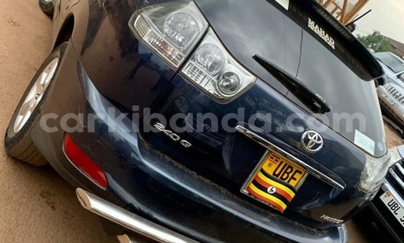 Nunua Ilio tumika Toyota Harrier Bluu Gari ndani ya Kampala nchini Uganda Nunua Ilio tumika Toyota Harrier Bluu Gari ndani ya Kampala nchini Uganda