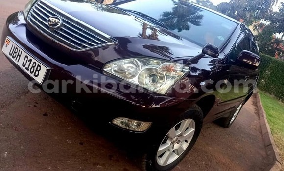 Nunua Ilio tumika Toyota Harrier Nyingine Gari ndani ya Kampala nchini Uganda Nunua Ilio tumika Toyota Harrier Nyingine Gari ndani ya Kampala nchini Uganda