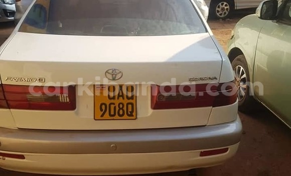 Nunua Ilio tumika Toyota Premio Nyeupe Gari ndani ya Kampala nchini Uganda Nunua Ilio tumika Toyota Premio Nyeupe Gari ndani ya Kampala nchini Uganda