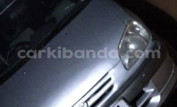 Nunua Ilio tumika Toyota Raum Fedha Gari ndani ya Kampala nchini Uganda Nunua Ilio tumika Toyota Raum Fedha Gari ndani ya Kampala nchini Uganda