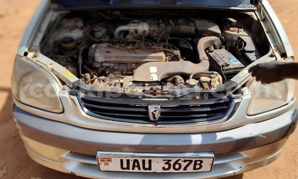 Nunua Ilio tumika Toyota Raum Fedha Gari ndani ya Kampala nchini Uganda Nunua Ilio tumika Toyota Raum Fedha Gari ndani ya Kampala nchini Uganda