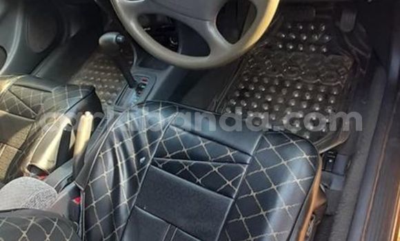 Acheter Occasion Voiture Toyota Corolla Noir à Kampala, Ouganda Acheter Occasion Voiture Toyota Corolla Noir à Kampala, Ouganda