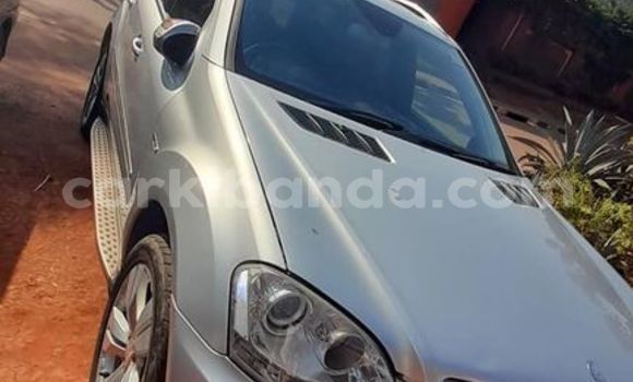 Gura Yakoze Mercedes‒Benz ML–Class Silver Imodoka i Kampala mu Uganda Gura Yakoze Mercedes‒Benz ML–Class Silver Imodoka i Kampala mu Uganda