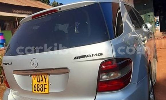 Gura Yakoze Mercedes‒Benz ML–Class Silver Imodoka i Kampala mu Uganda Gura Yakoze Mercedes‒Benz ML–Class Silver Imodoka i Kampala mu Uganda