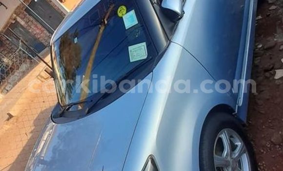 Gura Yakoze Toyota Corolla Rumion Silver Imodoka i Kampala mu Uganda Gura Yakoze Toyota Corolla Rumion Silver Imodoka i Kampala mu Uganda