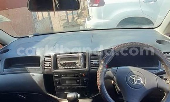 Gura Yakoze Toyota Spacio Silver Imodoka i Kampala mu Uganda Gura Yakoze Toyota Spacio Silver Imodoka i Kampala mu Uganda