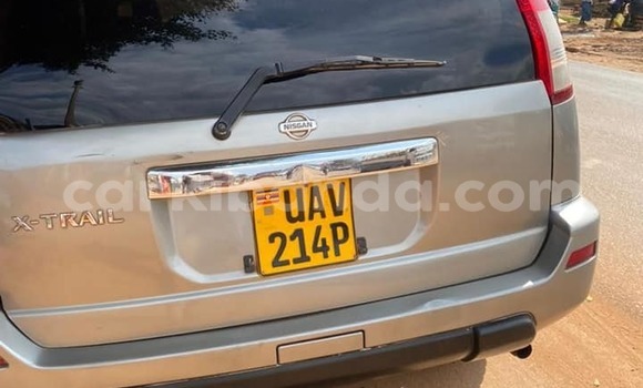 Acheter Occasion Voiture Nissan X–Trail Gris à Kampala, Ouganda Acheter Occasion Voiture Nissan X–Trail Gris à Kampala, Ouganda