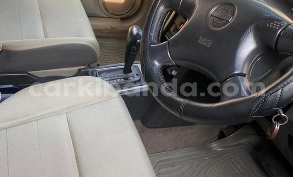 Acheter Occasion Voiture Nissan X–Trail Gris à Kampala, Ouganda Acheter Occasion Voiture Nissan X–Trail Gris à Kampala, Ouganda