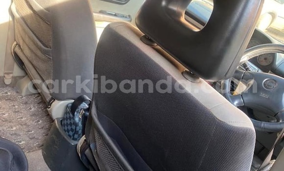 Acheter Occasion Voiture Nissan X–Trail Gris à Kampala, Ouganda Acheter Occasion Voiture Nissan X–Trail Gris à Kampala, Ouganda