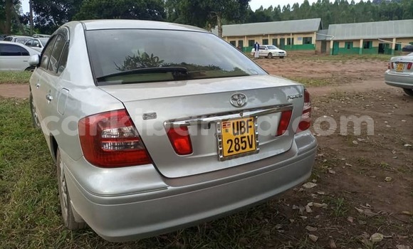 Gura Yakoze Toyota Premio Silver Imodoka i Kampala mu Uganda Gura Yakoze Toyota Premio Silver Imodoka i Kampala mu Uganda