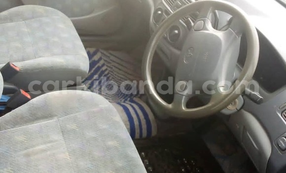 Gura Yakoze Toyota Raum Silver Imodoka i Kampala mu Uganda Gura Yakoze Toyota Raum Silver Imodoka i Kampala mu Uganda