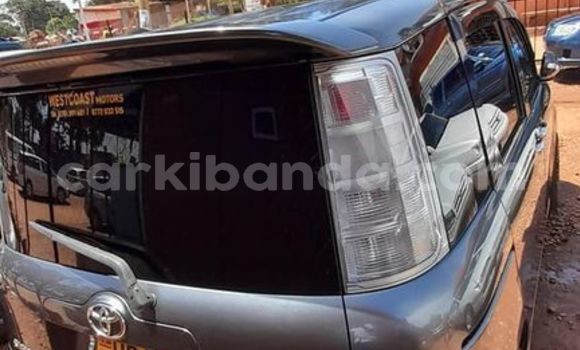 Acheter Occasion Voiture Toyota Sienta Noir à Kampala, Ouganda Acheter Occasion Voiture Toyota Sienta Noir à Kampala, Ouganda