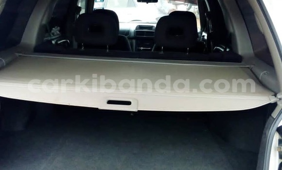 Acheter Occasion Voiture Subaru Forester Gris à Kampala, Ouganda Acheter Occasion Voiture Subaru Forester Gris à Kampala, Ouganda