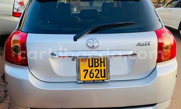Gura Yakoze Toyota Allex Silver Imodoka i Kampala mu Uganda Gura Yakoze Toyota Allex Silver Imodoka i Kampala mu Uganda