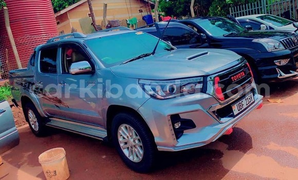 Buy Used Toyota Hilux Silver Car in Kampala in Uganda