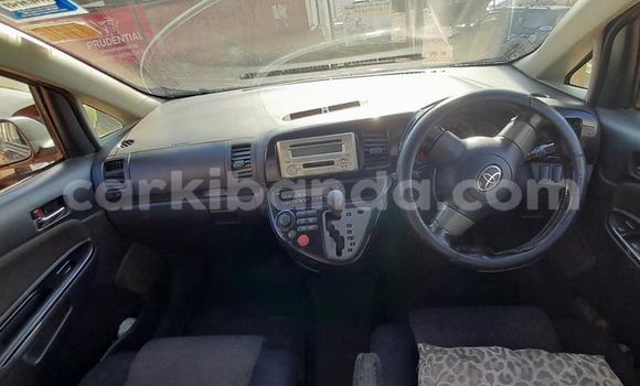 Acheter Occasion Voiture Toyota Wish Noir à Kampala, Ouganda Acheter Occasion Voiture Toyota Wish Noir à Kampala, Ouganda