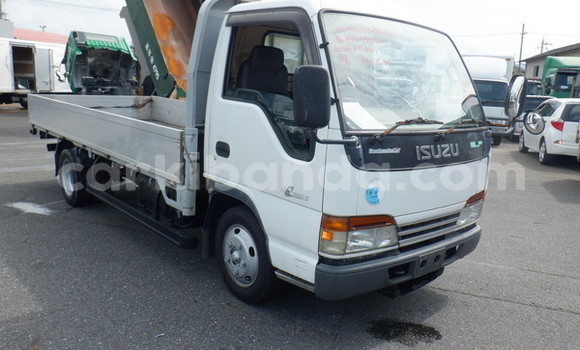 Buy Used Toyota Elf White Car in Kampala in Uganda Buy Used Toyota Elf White Car in Kampala in Uganda