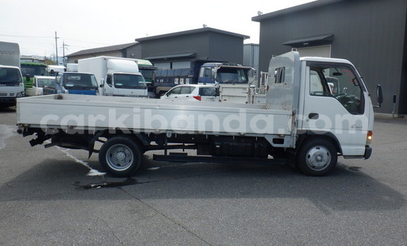 Buy Used Toyota Elf White Car in Kampala in Uganda Buy Used Toyota Elf White Car in Kampala in Uganda