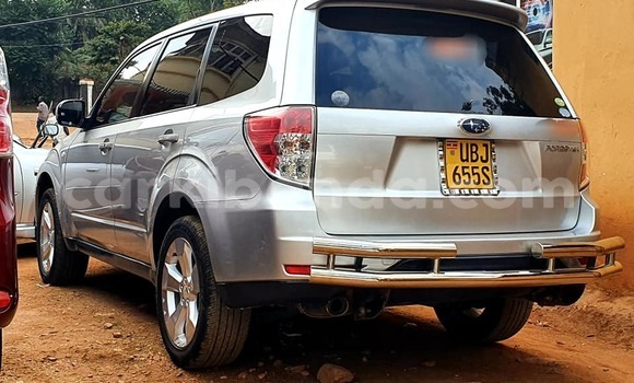 Gura Yakoze Subaru Forester Silver Imodoka i Kampala mu Uganda Gura Yakoze Subaru Forester Silver Imodoka i Kampala mu Uganda