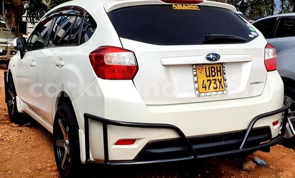 Gura Yakoze Subaru Impreza White Imodoka i Kampala mu Uganda Gura Yakoze Subaru Impreza White Imodoka i Kampala mu Uganda