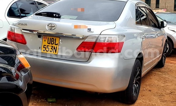 Acheter Occasion Voiture Toyota Premio Gris à Kampala, Ouganda Acheter Occasion Voiture Toyota Premio Gris à Kampala, Ouganda