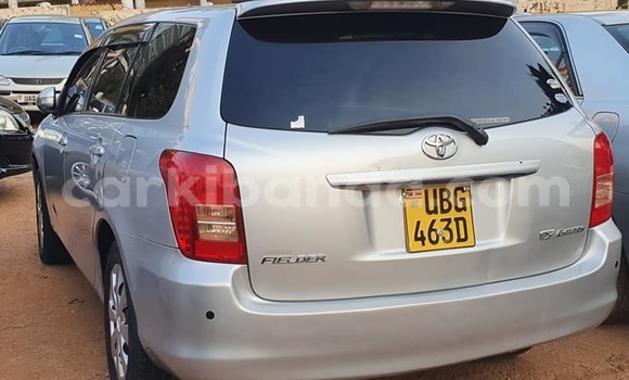 Gura Yakoze Toyota Fielder Silver Imodoka i Kampala mu Uganda Gura Yakoze Toyota Fielder Silver Imodoka i Kampala mu Uganda