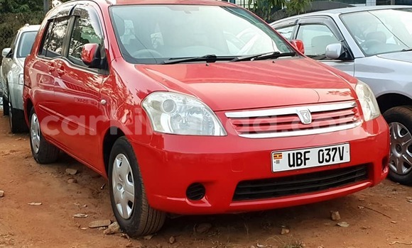 Nunua Ilio tumika Toyota Raum Nyekundu Gari ndani ya Kampala nchini Uganda