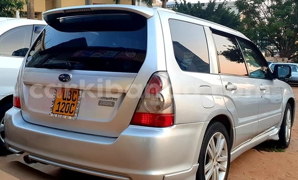 Gura Yakoze Subaru Forester Silver Imodoka i Kampala mu Uganda Gura Yakoze Subaru Forester Silver Imodoka i Kampala mu Uganda