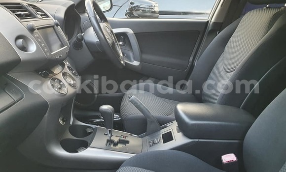 Acheter Occasion Voiture Toyota Rush Blanc à Kampala, Ouganda Acheter Occasion Voiture Toyota Rush Blanc à Kampala, Ouganda