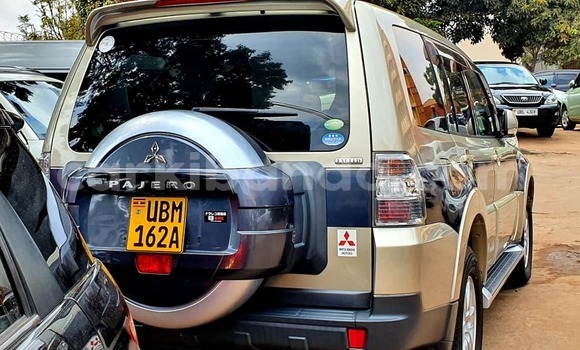 Acheter Occasion Voiture Mitsubishi Pajero Autre à Kampala, Ouganda Acheter Occasion Voiture Mitsubishi Pajero Autre à Kampala, Ouganda